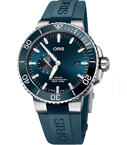 aquis-small-second-date-blue-dial