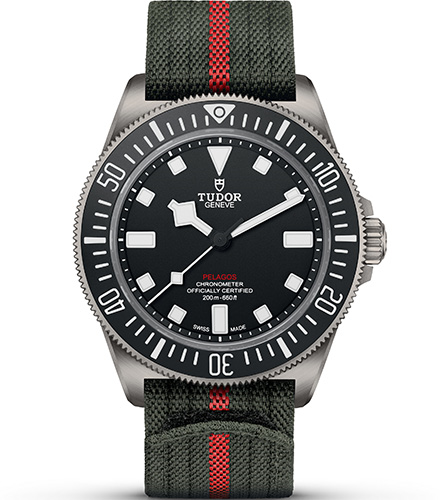 pelagos-fxd-black-dial-titanium-25717-n