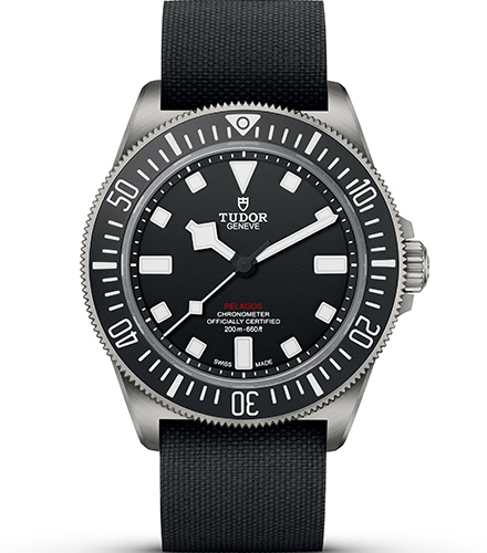 pelagos-fxd-black-dial-titanium-1