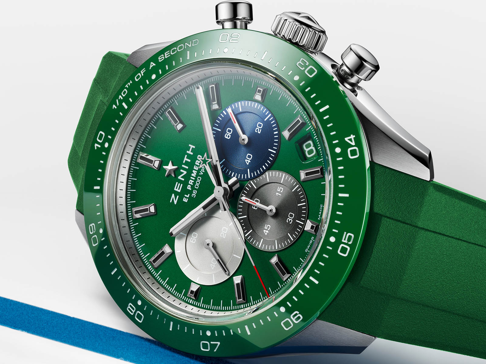 zenith-chronomaster-sport-green-2.jpg