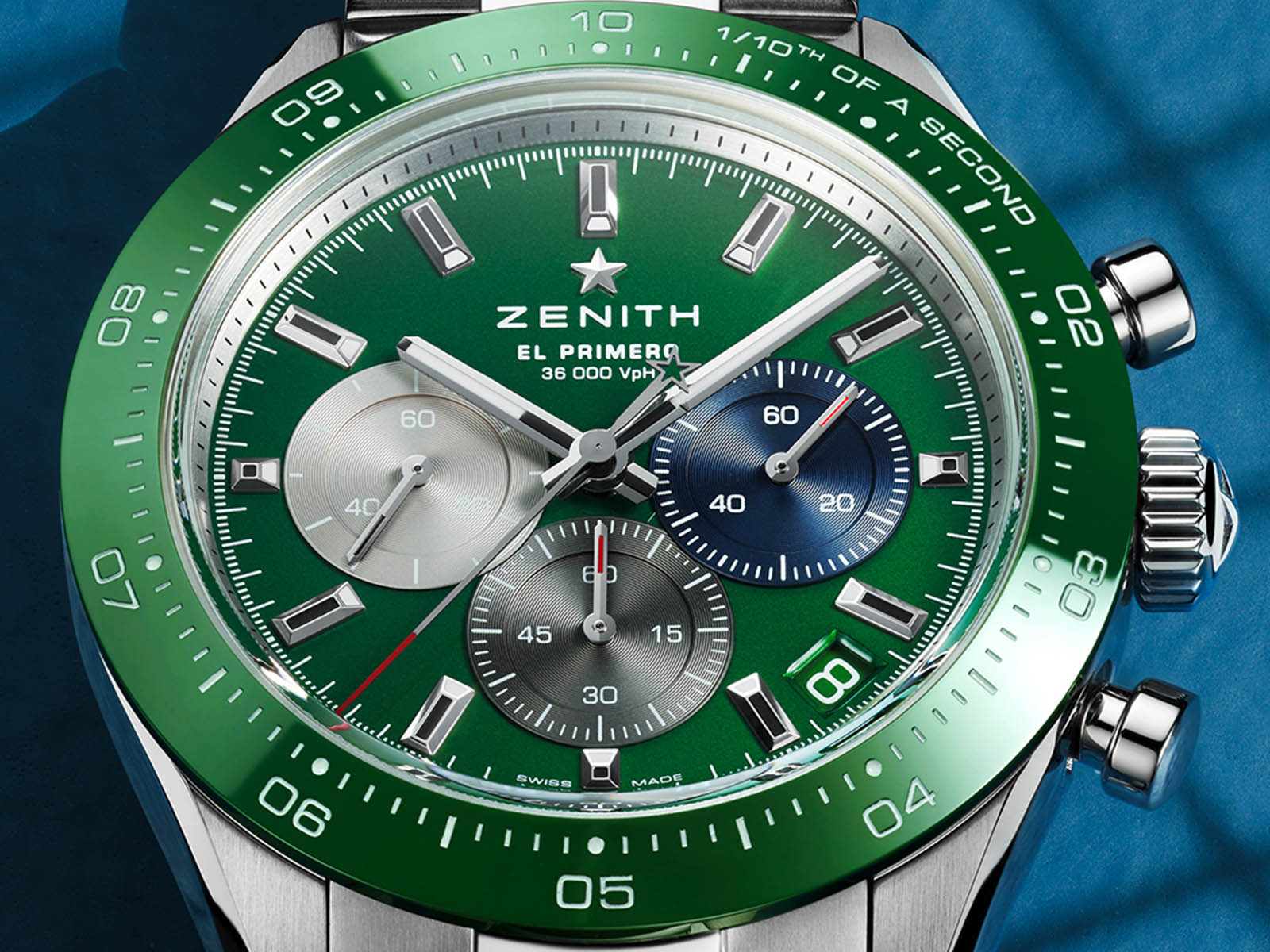 zenith-chronomaster-sport-green-6.jpg