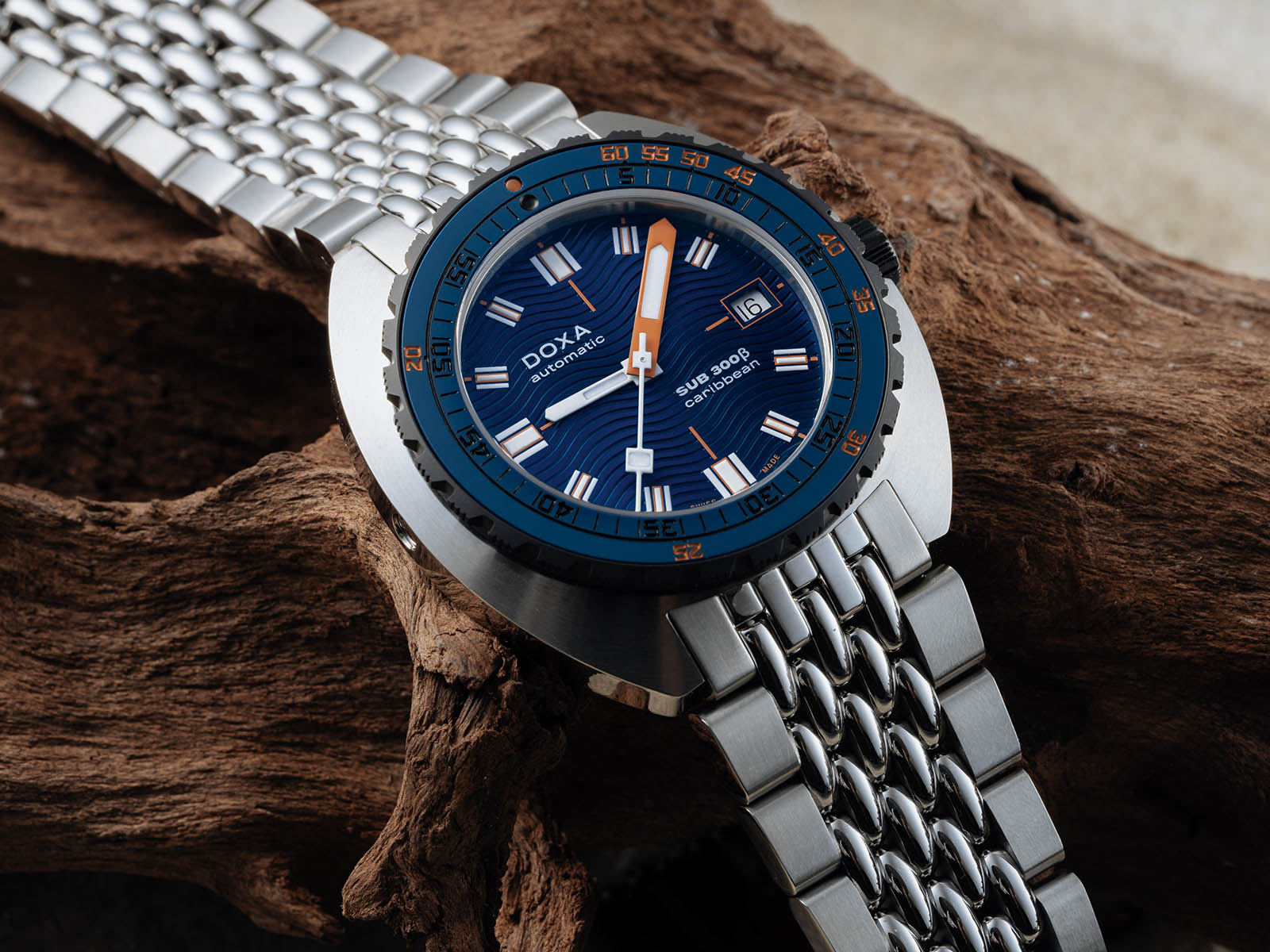 doxa-sub-300-beta-2.jpg