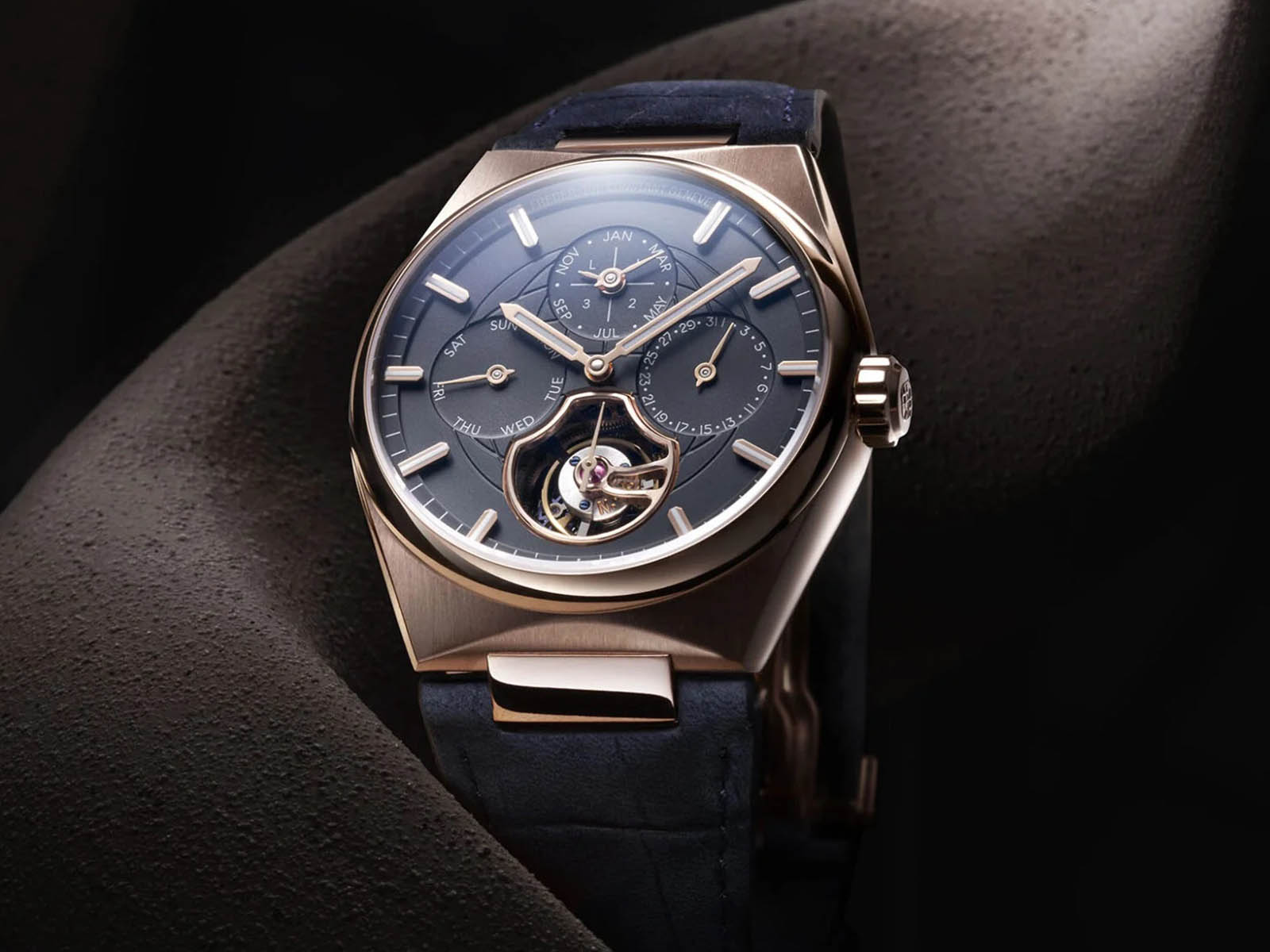 frederique-constant-highlife-tourbillon-perpetual-calendar-manufacture-2.jpg