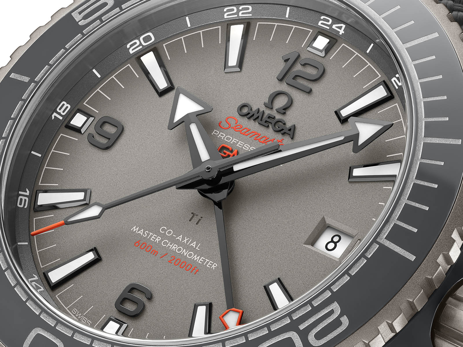 omega-seamaster-planet-ocean-dark-grey-gmt-3.jpg