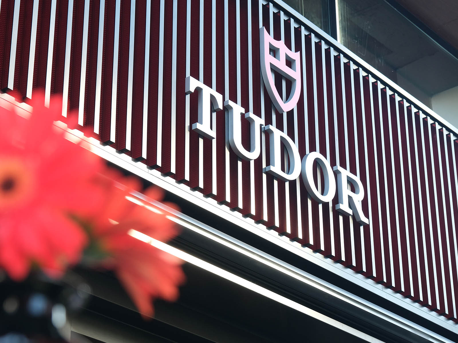 tudor-antalya-butik-1.jpg