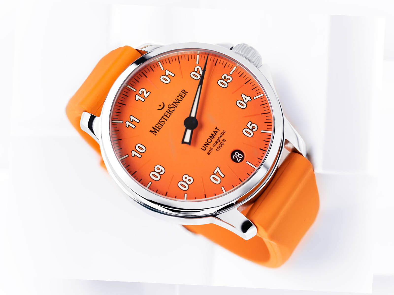 meister-singer-unomat-orange-limited-edition-2.jpg