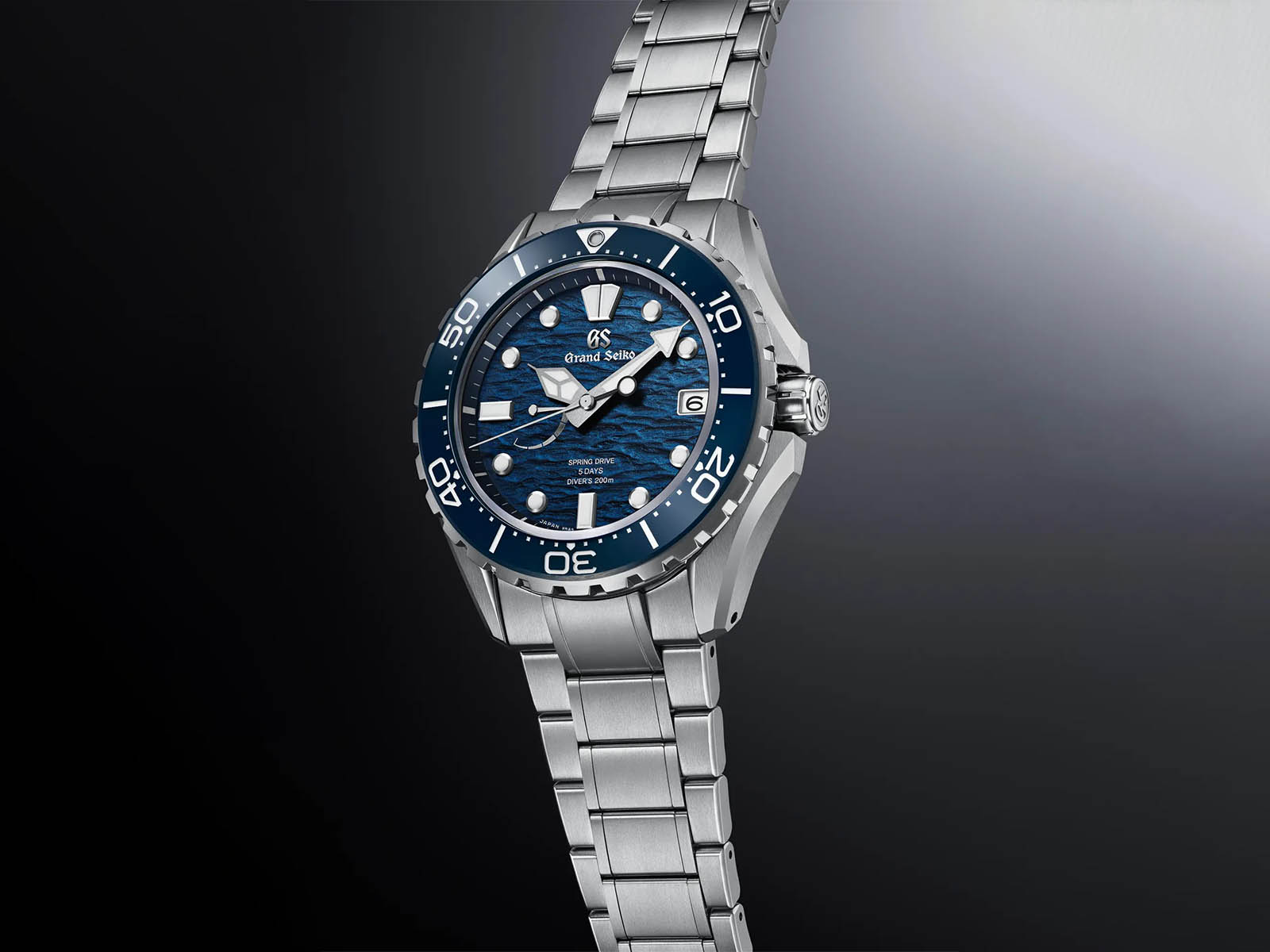 grand-seiko-diver-200-m-slga-023-blue-ushio-1.jpg