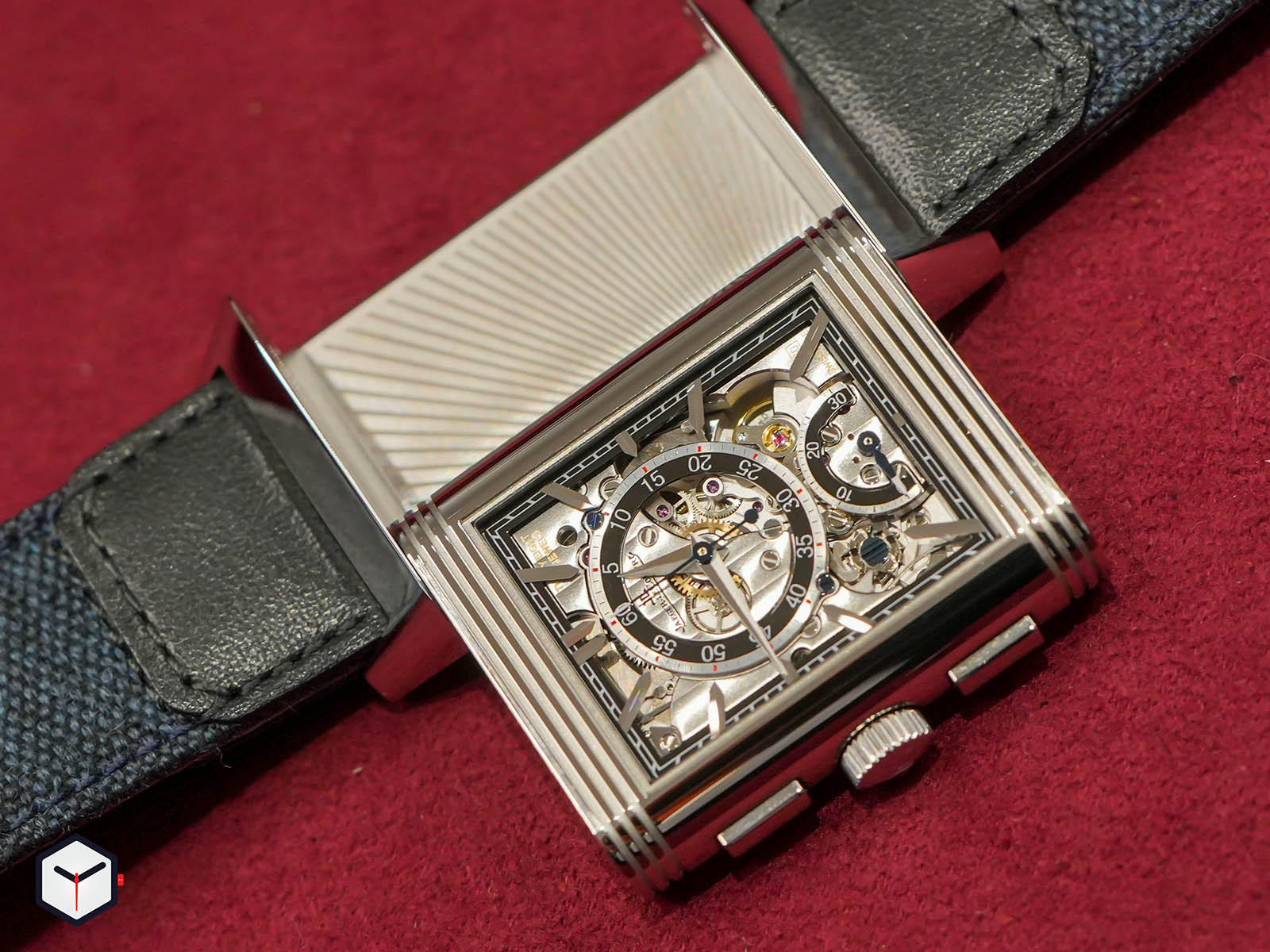 jaeger-lecoultre-reverso-2023-24.jpg