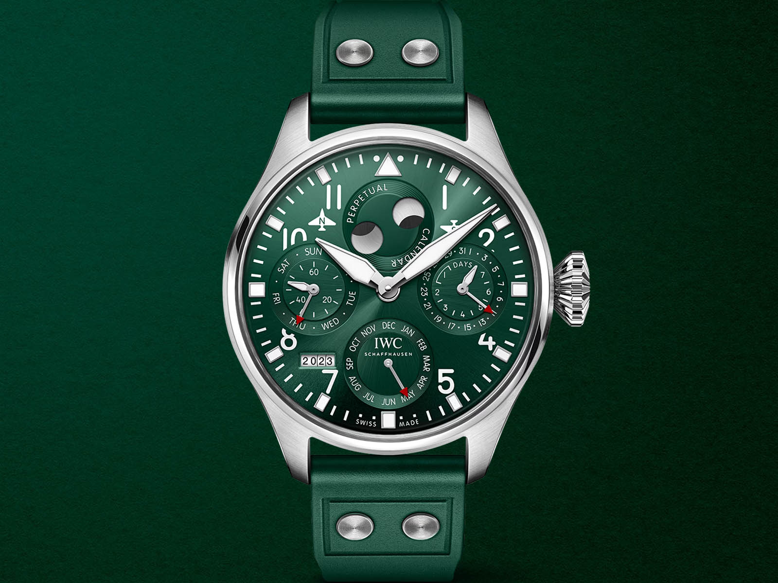 iwc-big-pilot-perpetual-calendar-green-dial-1.jpg