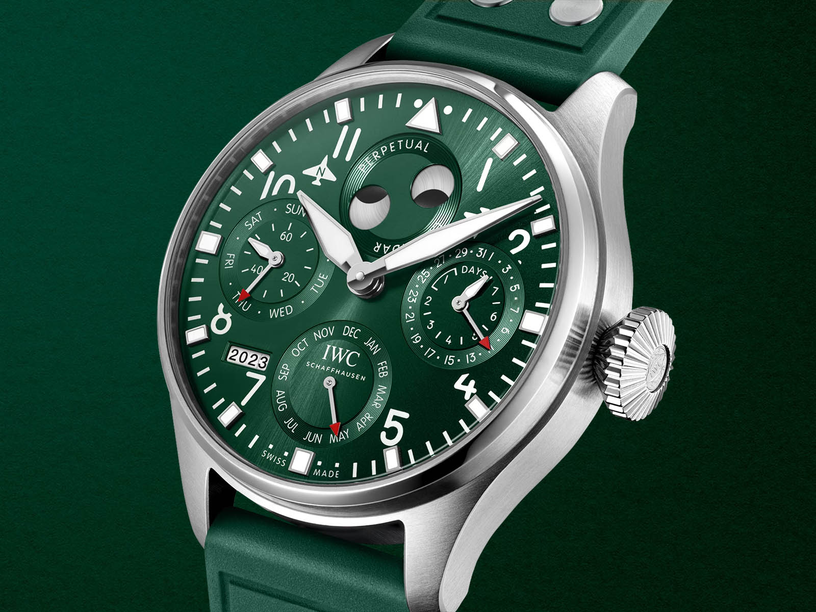 iwc-big-pilot-perpetual-calendar-green-dial-2.jpg