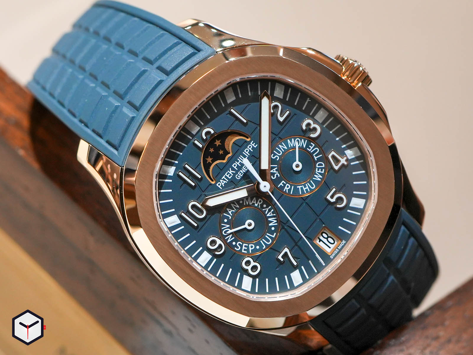 patek-philippe-aquanaut-collection-6.jpg