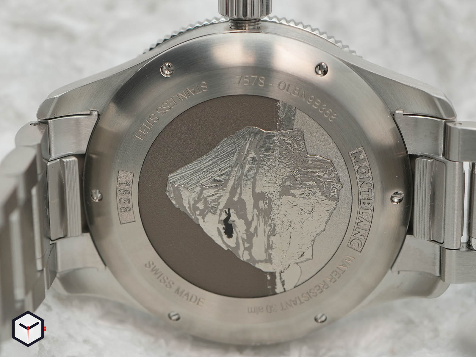 montblanc-1858-iced-sea-grey-dial-boutique-edition-16.jpg