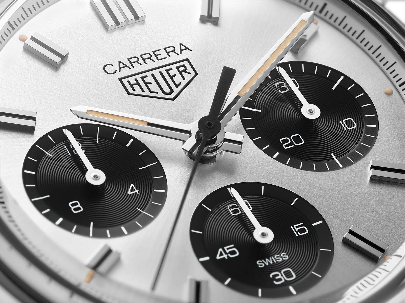 tag-heuer-carrera-chronograph-60-th-anniversary-edition-5.jpg