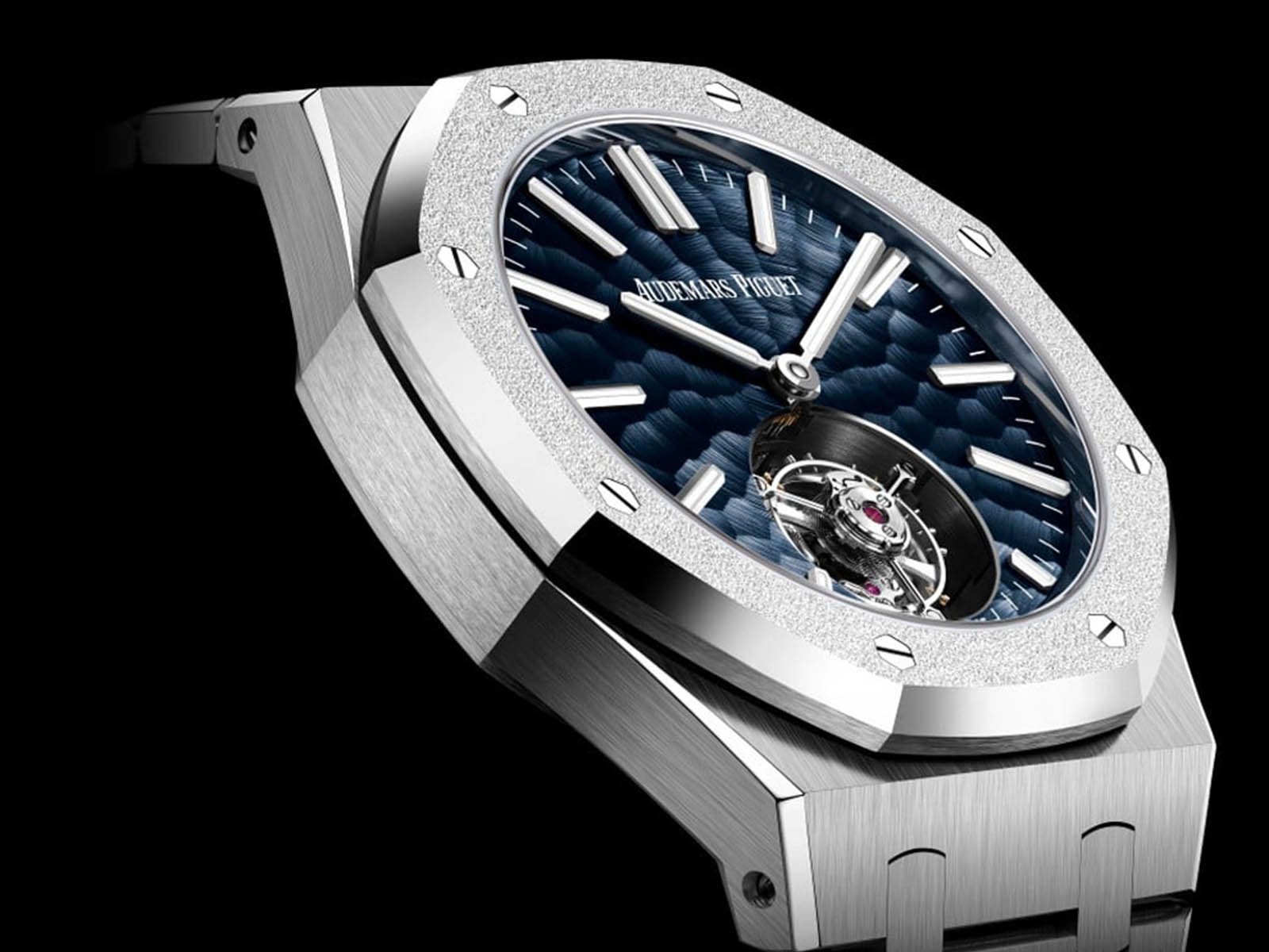 audemars-piguet-royal-oak-selfwinding-flying-tourbillon-dimpled-dial-1.jpg