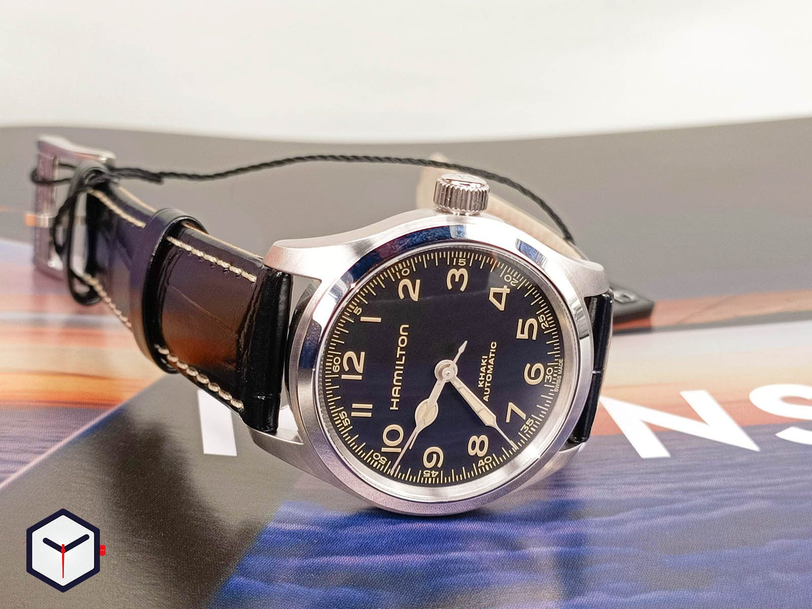 hamilton-khaki-field-murph-38mm-2.jpg