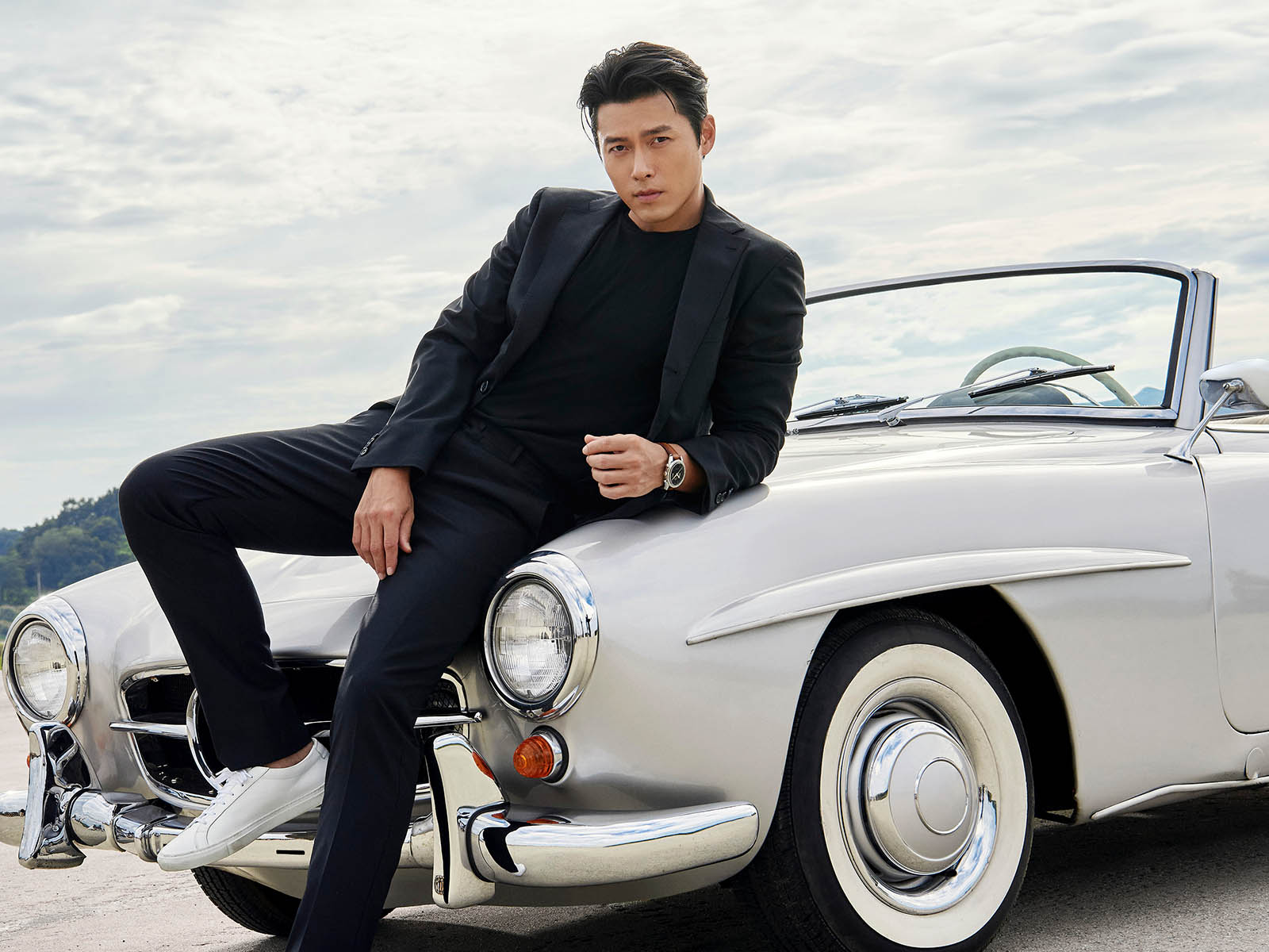 george-clooney-hyun-bin-omega-speedmaster-57-3.jpg