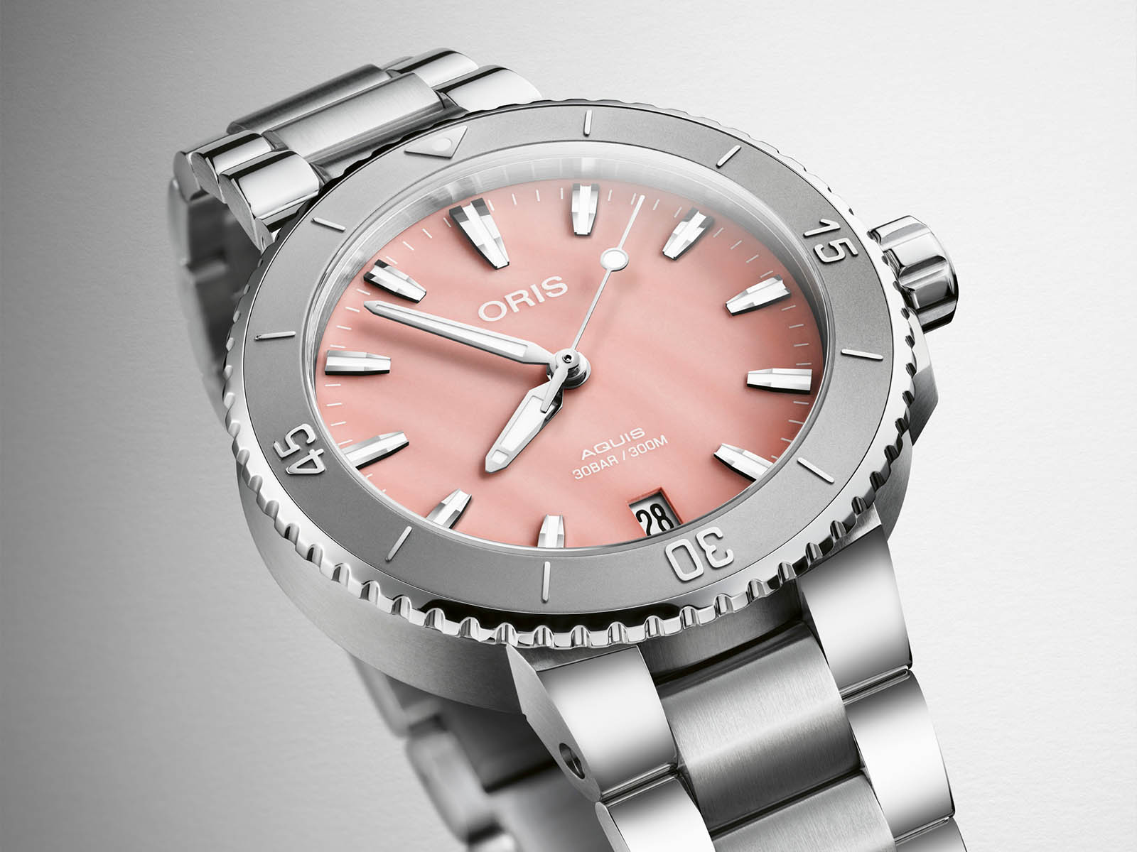 oris-aquis-date-36-5mm-sedef-kadranlar-2.jpg