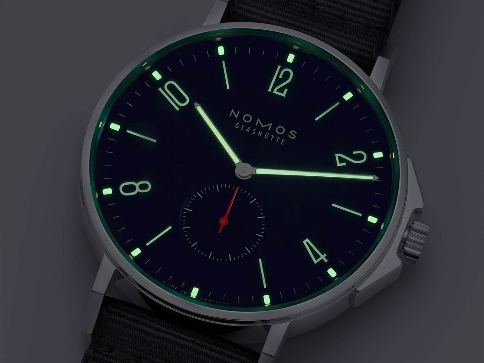 nomos-ahoi-atlantic-collection-2022-7.jpg