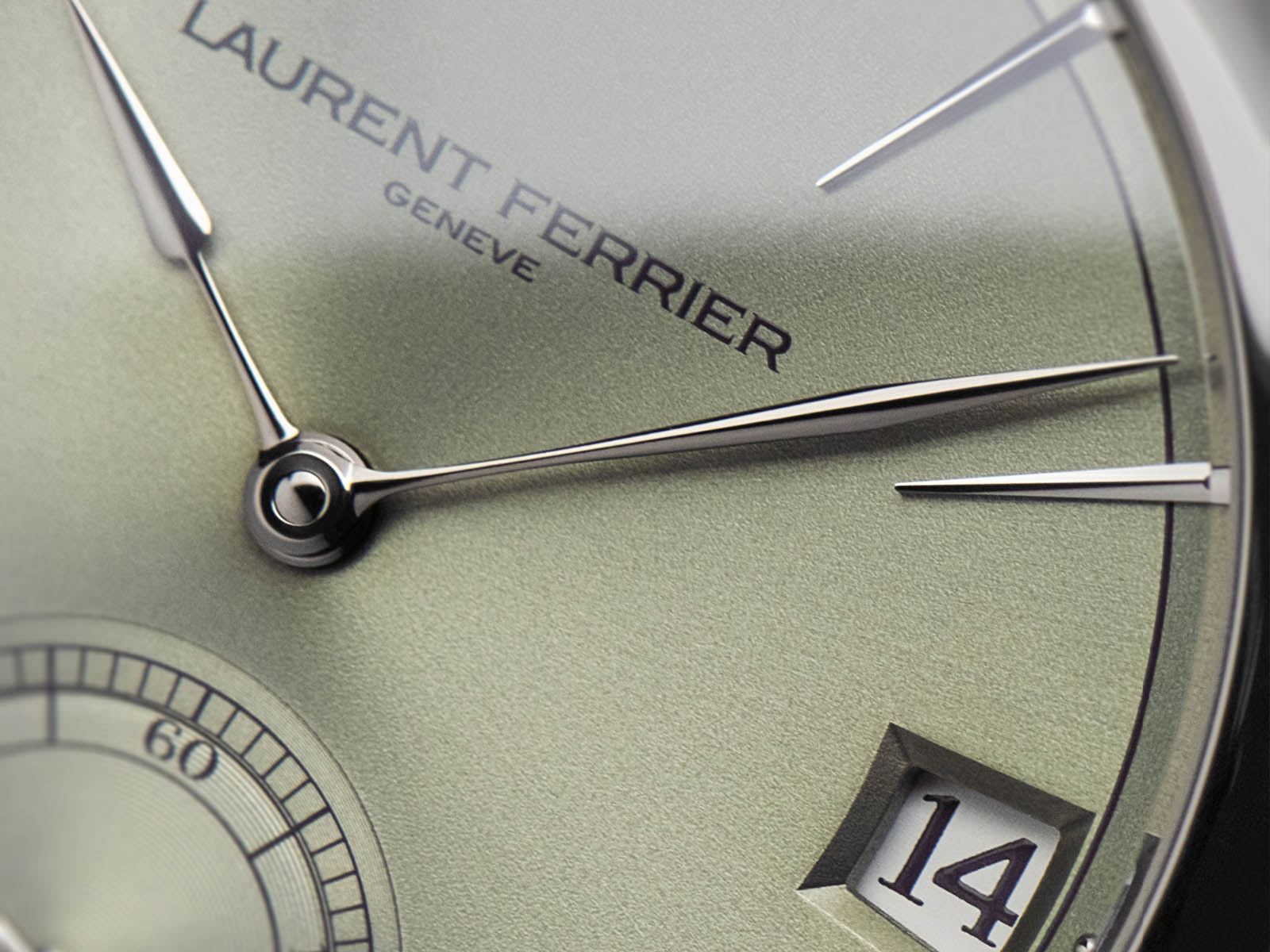 laurent-ferrier-classic-traveller-magnetic-green-4.jpg