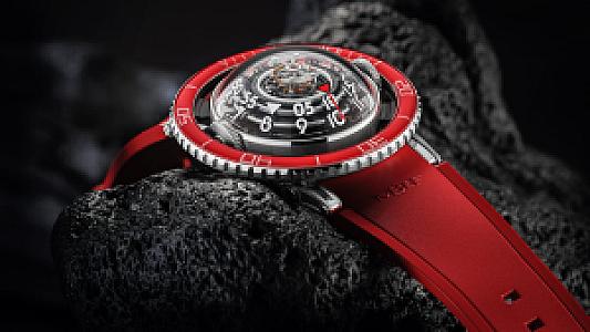 MB&F HM7 Aquapod Platinum Red (Ref. 70.PBL.B)