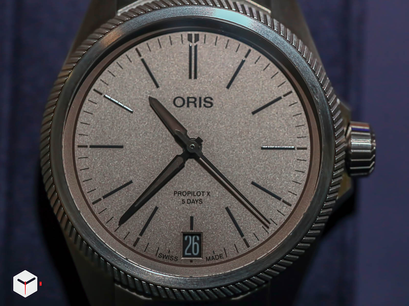 The-Oris-Pro-Pilot-Calibre-400-9.jpg