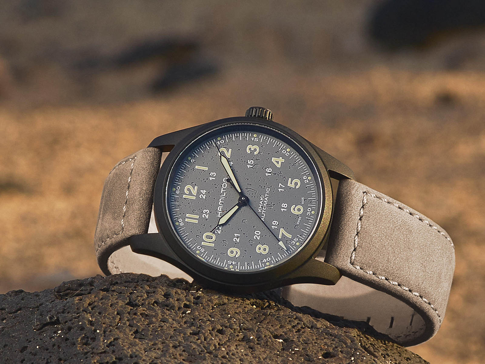 Hamilton-Khaki-Field-Titanium-Automatic-38mm-2.jpg