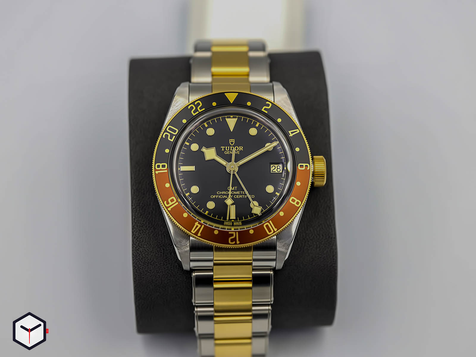 tudor-black-pro-13.jpg