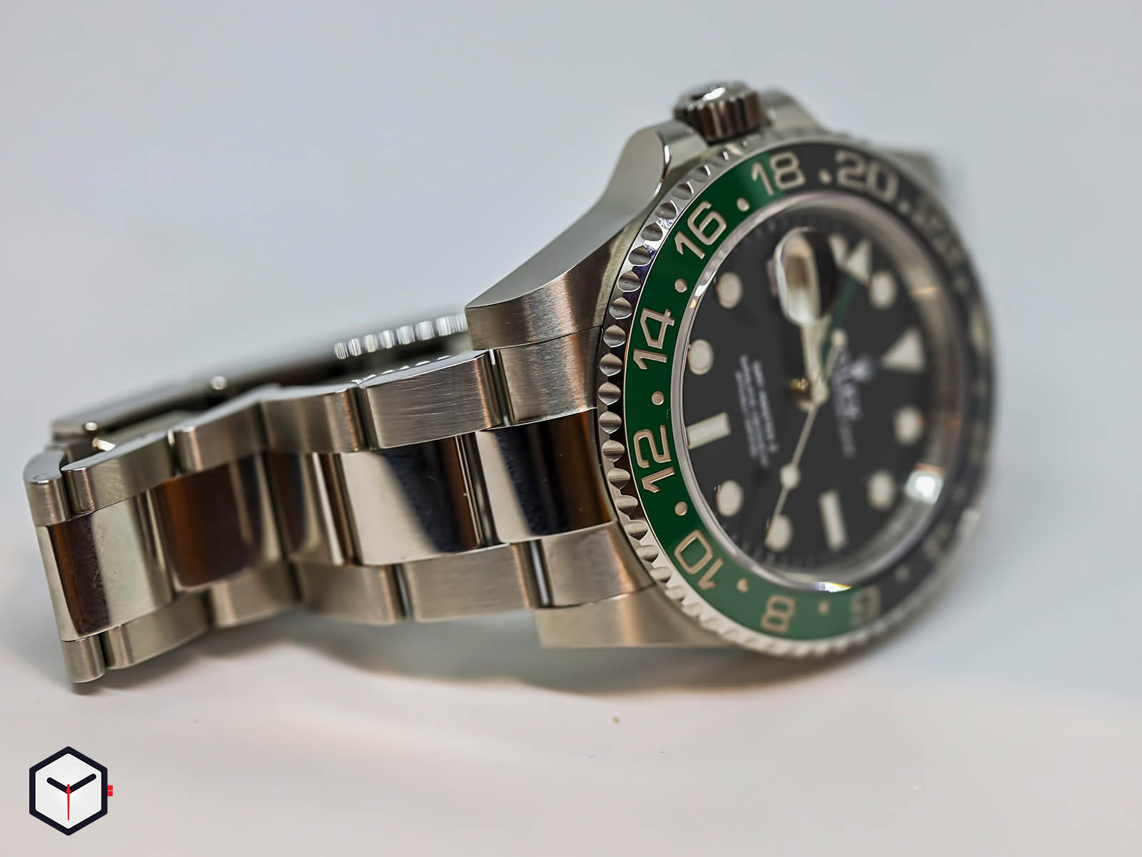 Rolex-Oyster-Perpetual-GMT-Master-2-9.jpg