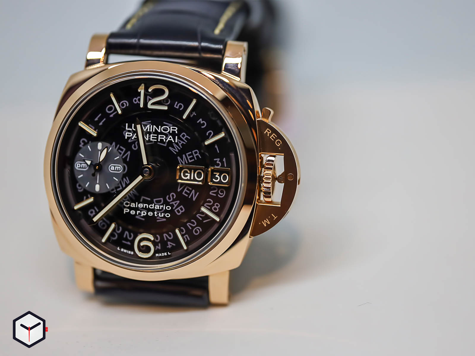 Panerai-pr-perpetual-celandar-8.jpg