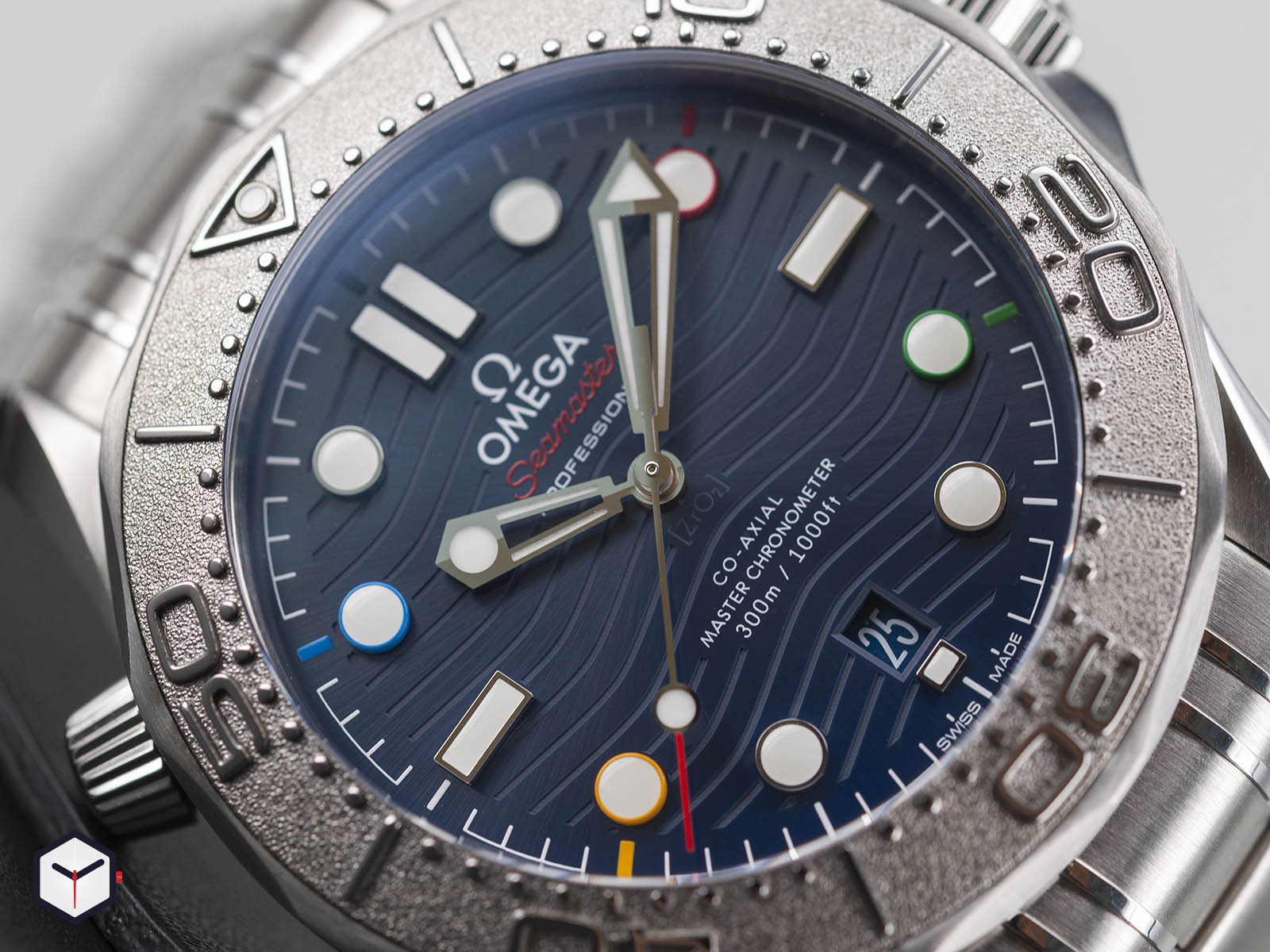 omega-seamaster-diver-300m-beijing-2.jpg