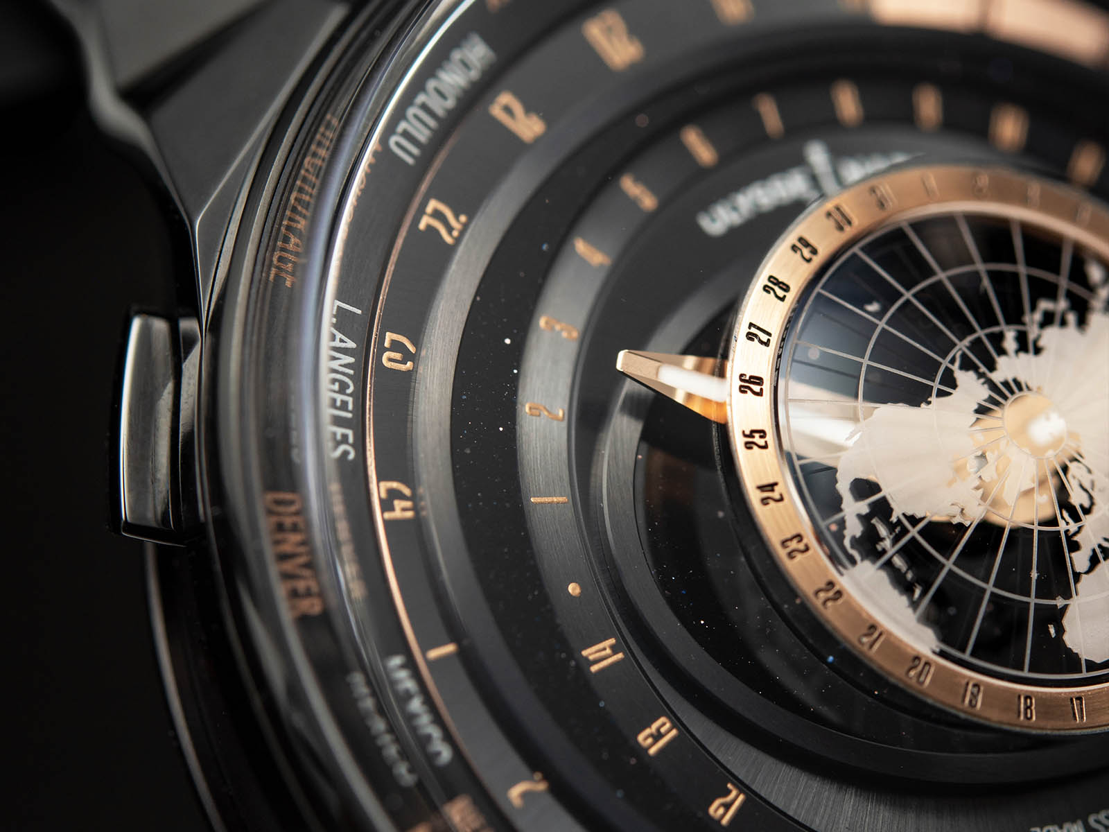 ulysse-nardin-moonstuct-8.jpg