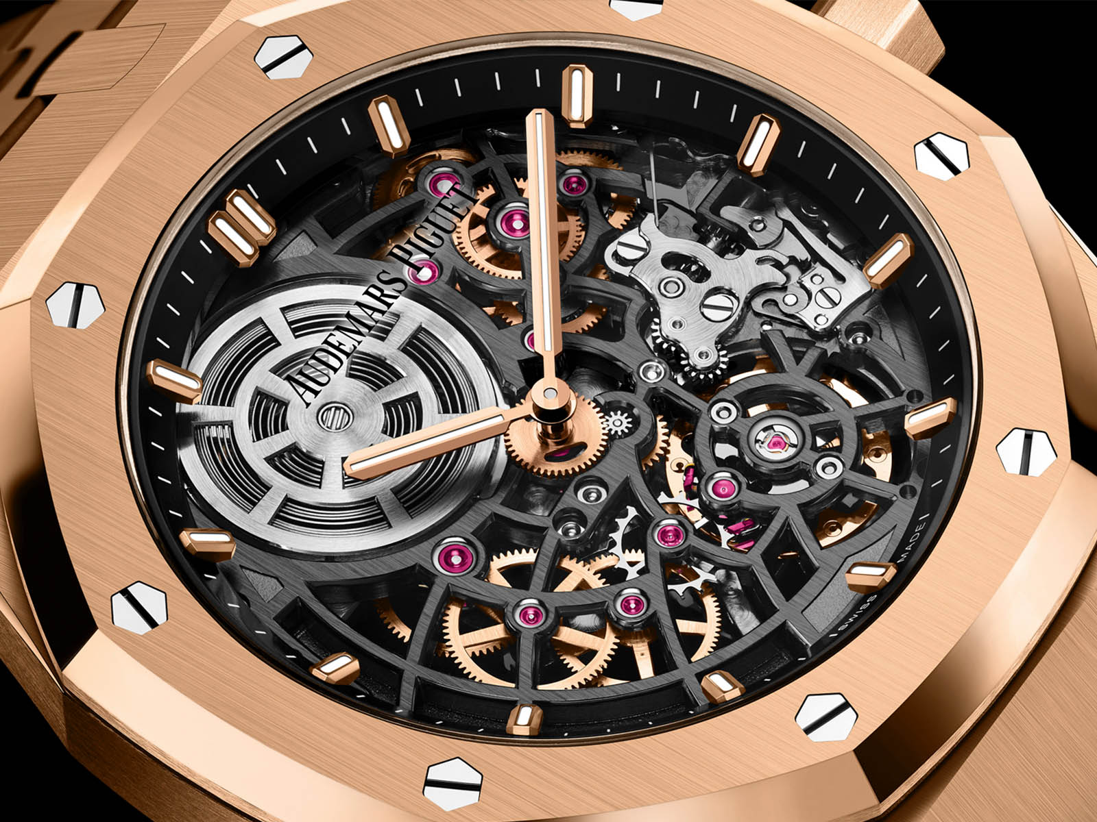 audemars-piguet-royal-oak-jumbo-extra-thin-openworked-3.jpg