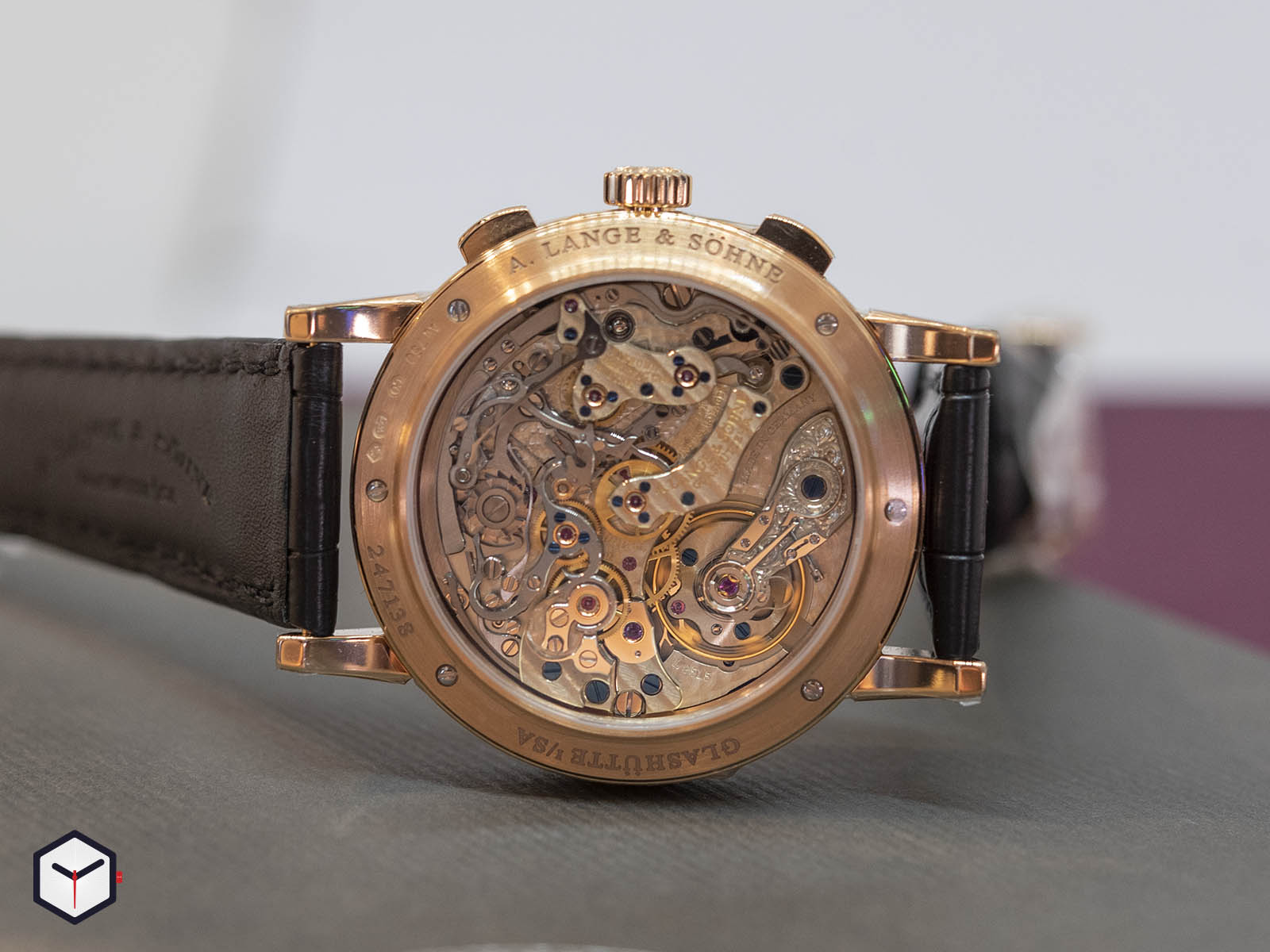 414-031-a-lange-sohne-1815-chronograph-5.jpg