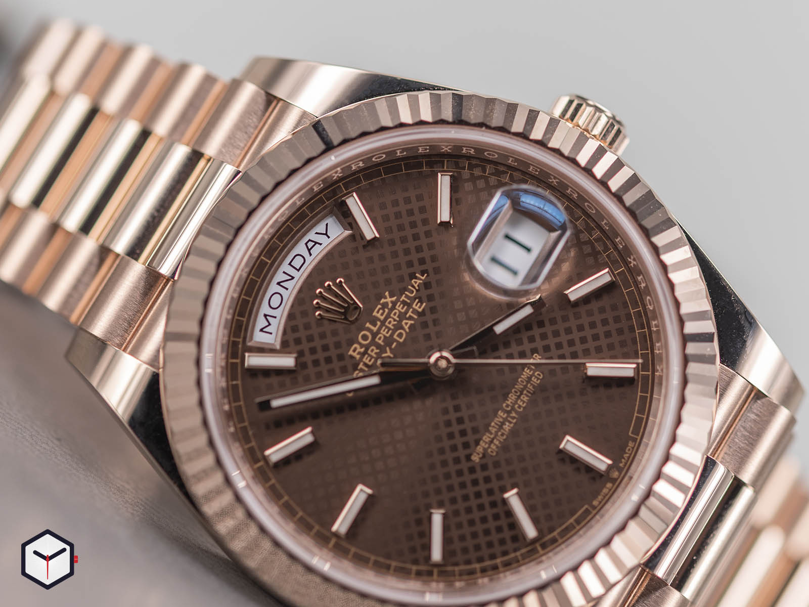 228235-rolex-day-date-40-chocolate-dial-3.jpg