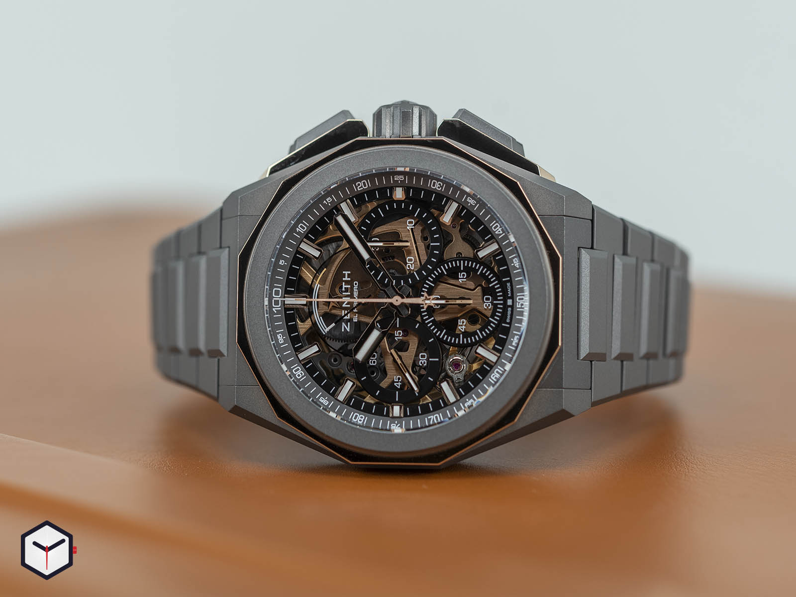 95-9200-9004-77-i001-zenith-defy-extreme-desert-edition-1.jpg