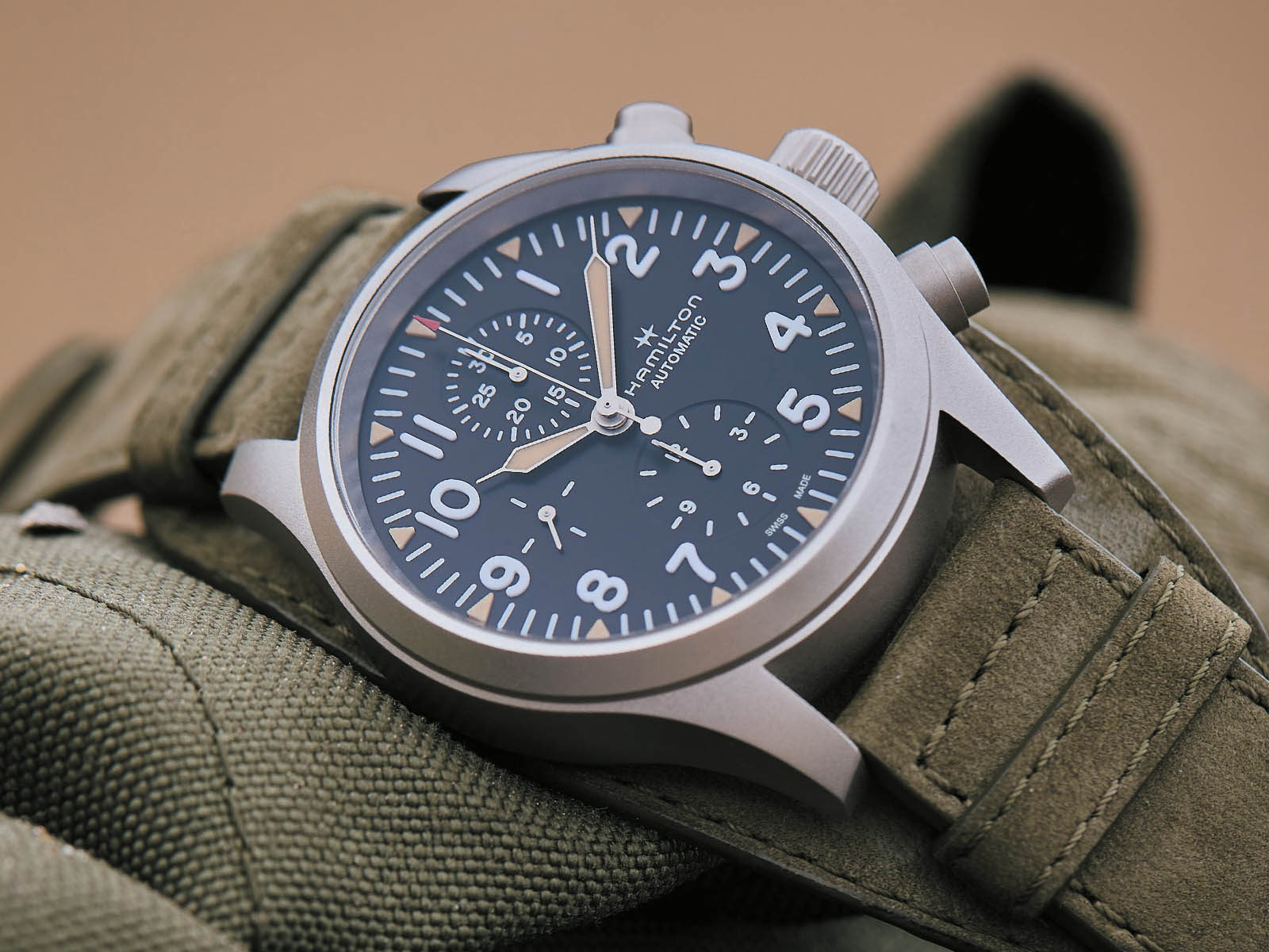 h71706830-hamilton-khaki-field-automatic-chronograph-3.jpg