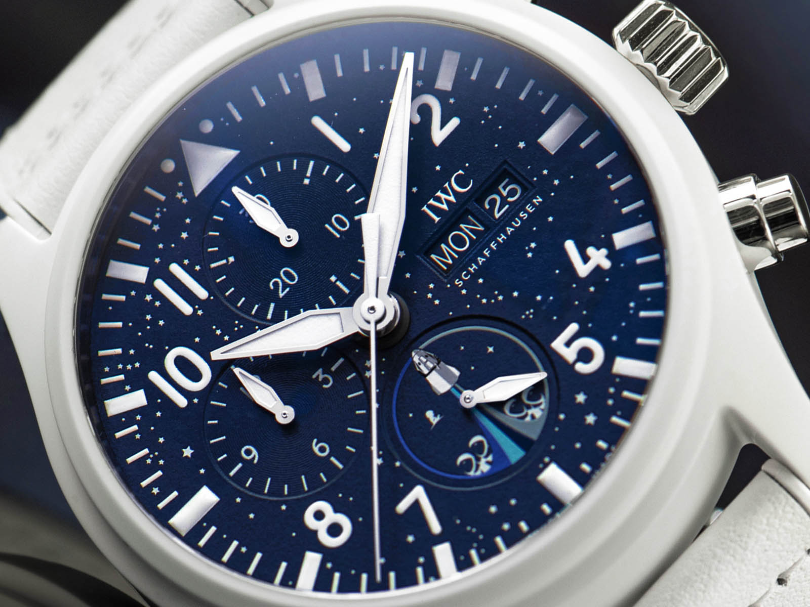 iw389110-iwc-pilot-s-watch-chronograph-edition-inspiration4-5.jpg