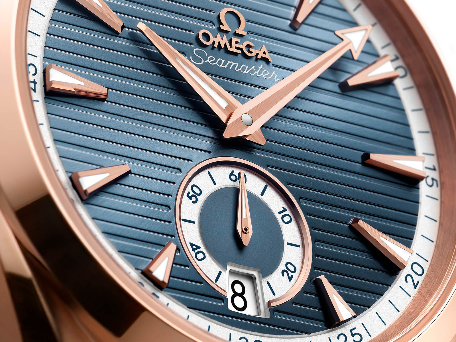 220-50-41-21-03-001-omega-seamaster-aqua-terra-150m-2.jpg