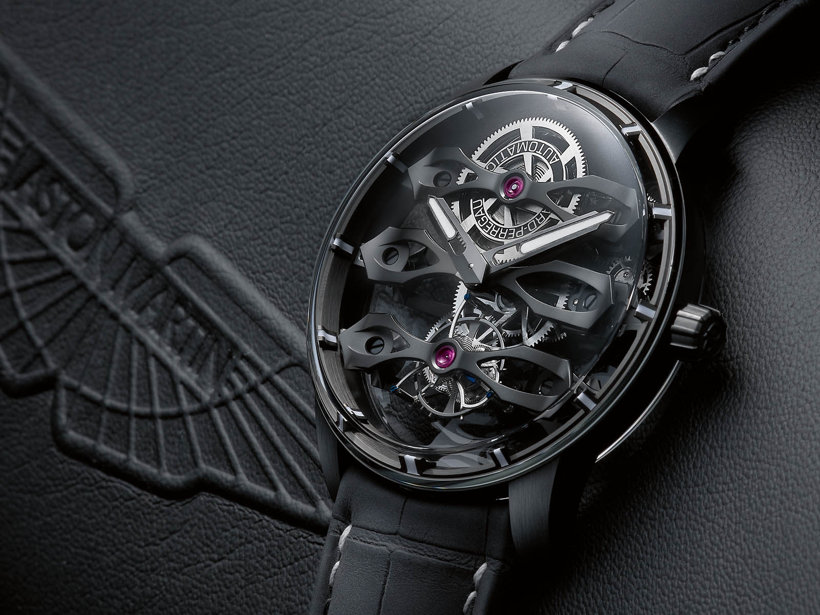 99296-21-001-ba6a-girard-perregaux-tourbillon-three-flying-bridges-aston-martin-4.jpg