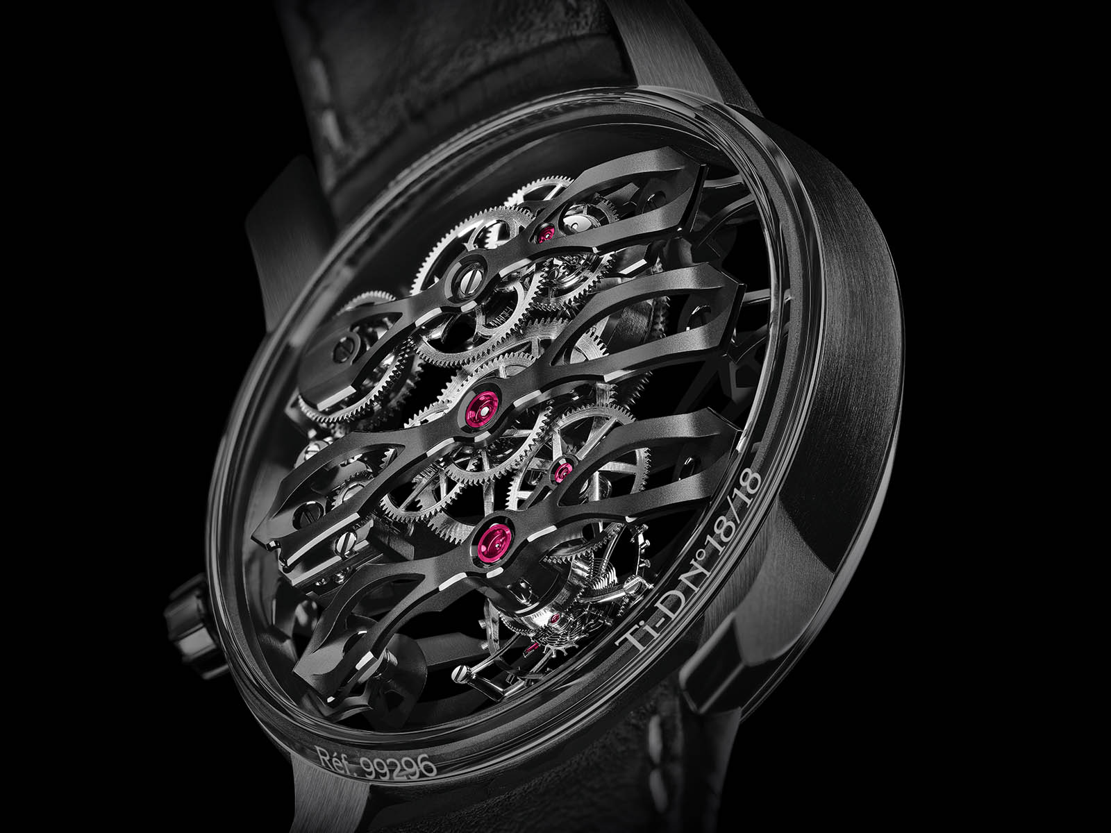 99296-21-001-ba6a-girard-perregaux-tourbillon-three-flying-bridges-aston-martin-7.jpg