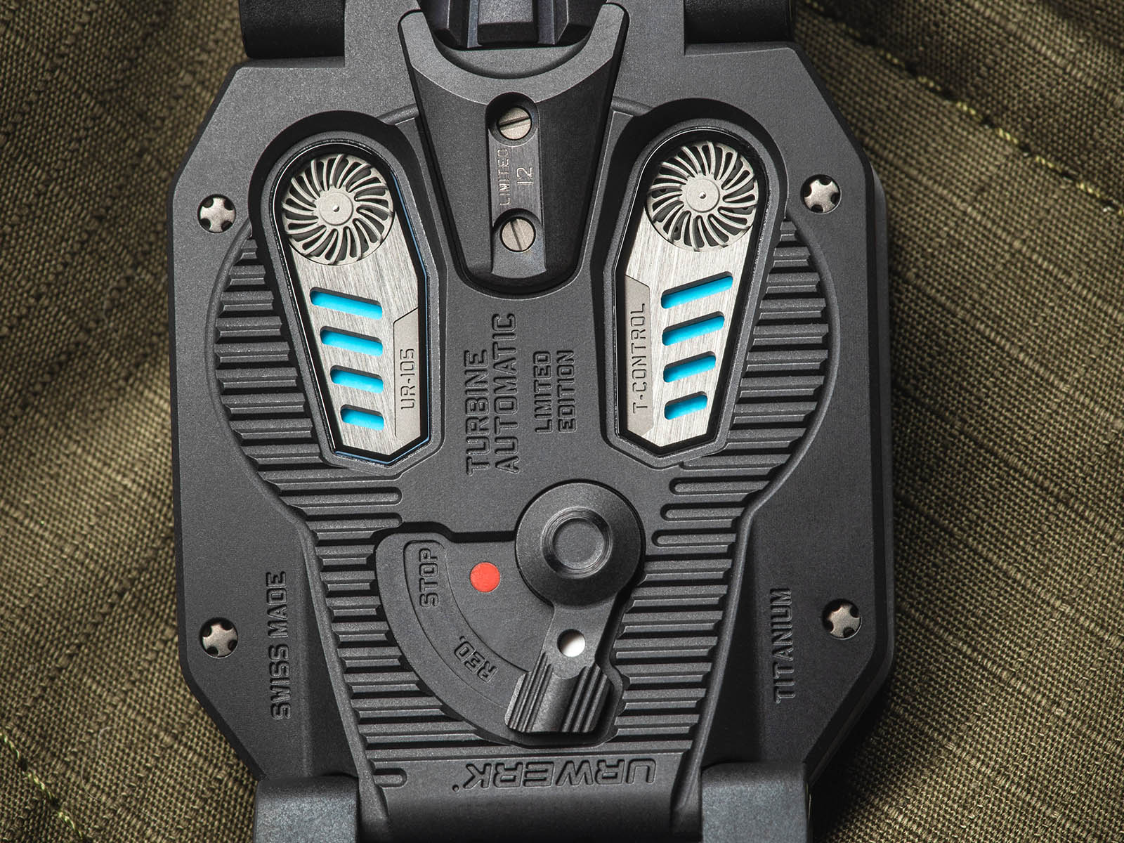 ur-105-tth-urwerk-ur-105-tantalum-hull-9.jpg