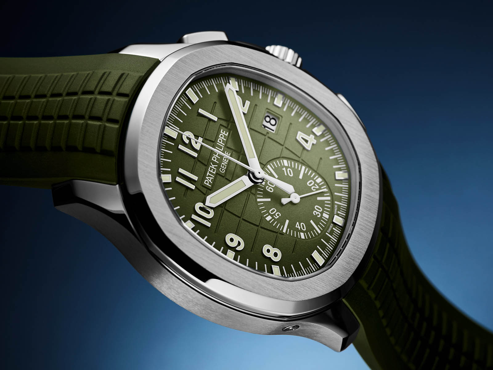 5968g-010-patek-philippe-aquanaut-chronograph-2.jpg