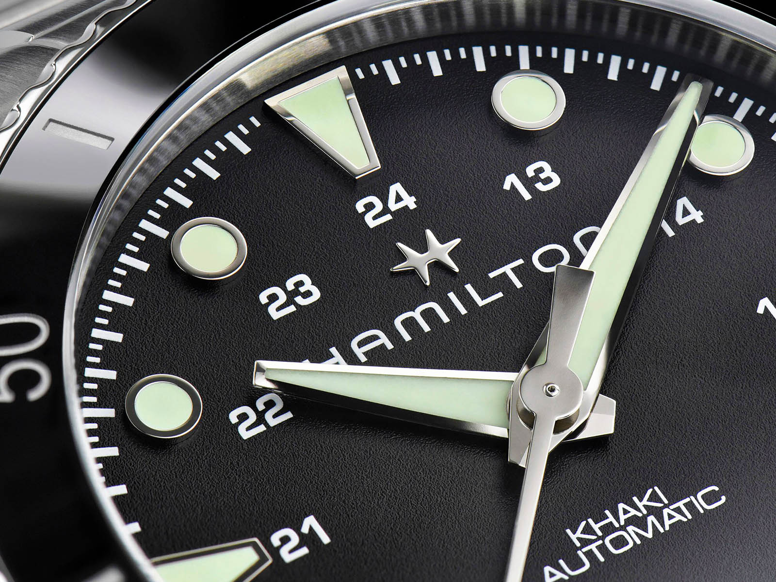 hamilton-khaki-navy-scuba-8.jpg