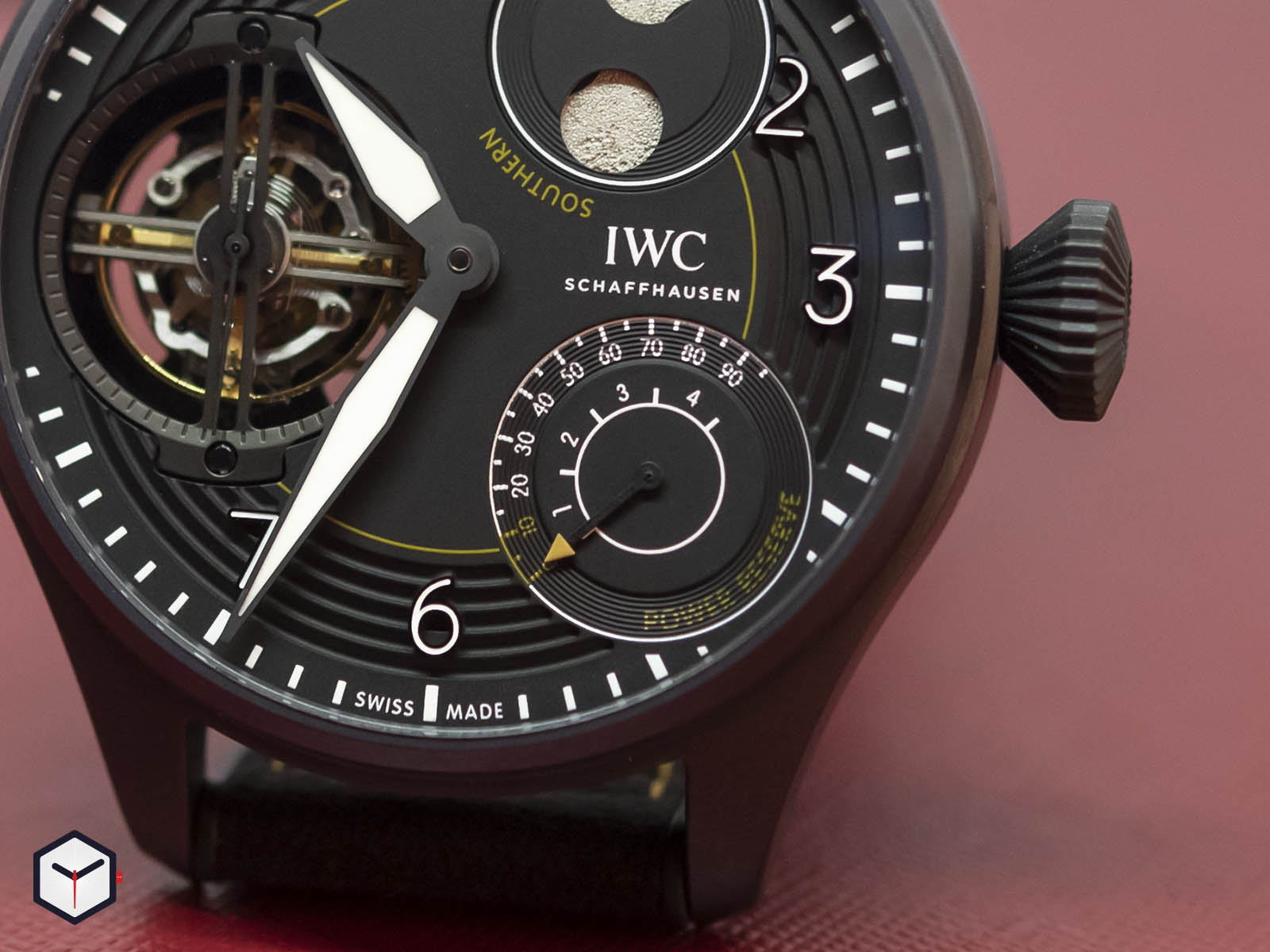 iwc-big-pilot-s-watch-constant-force-4.jpg