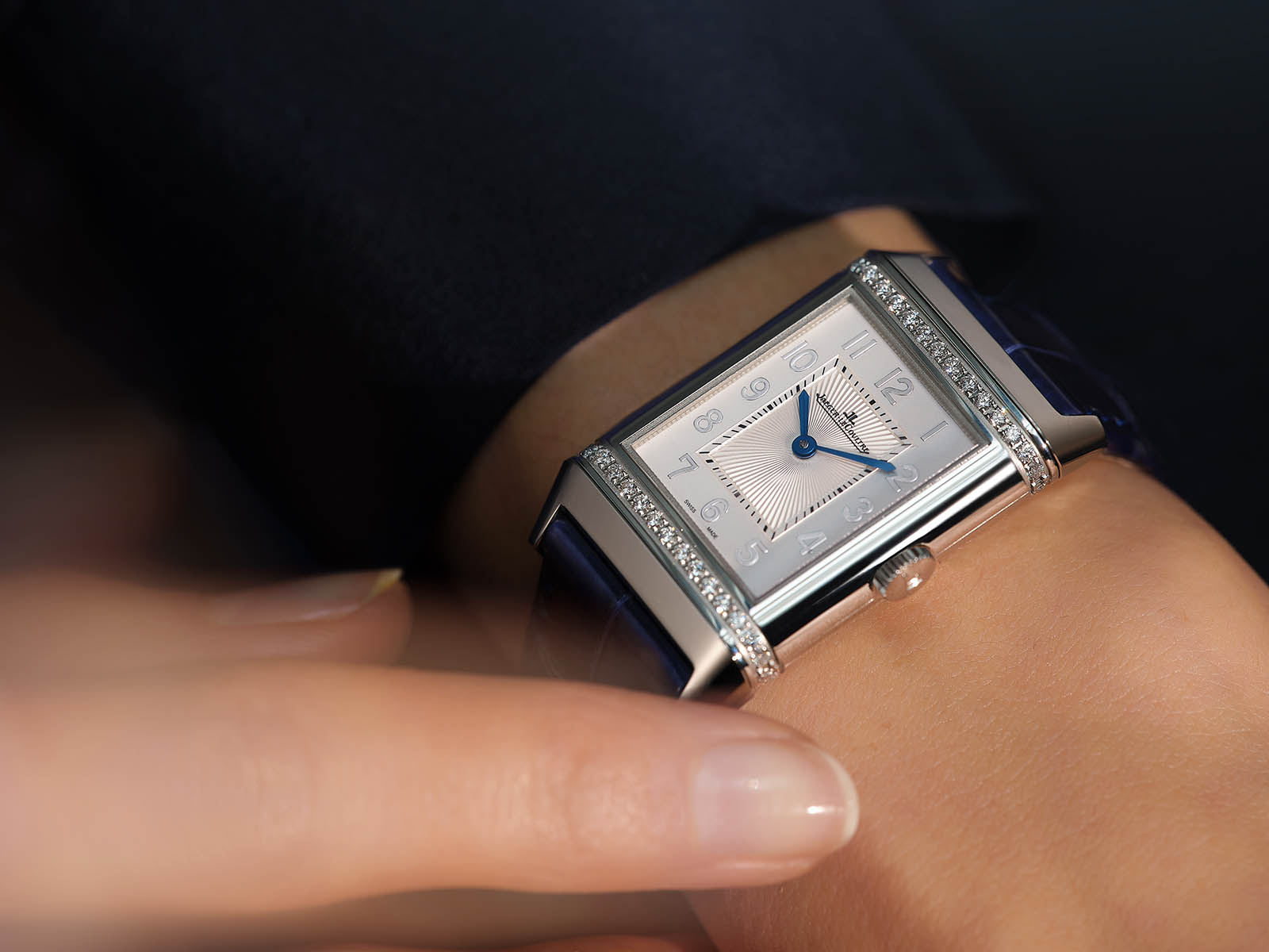 q2578480-jaeger-lecoultre-reverso-duetto-medium-4.jpg