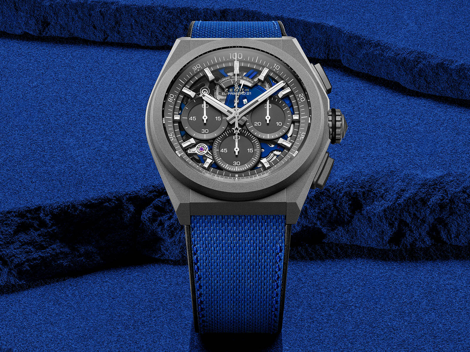 97-9001-9004-81-r946-zenith-defy-21-ultrablue-1.jpg