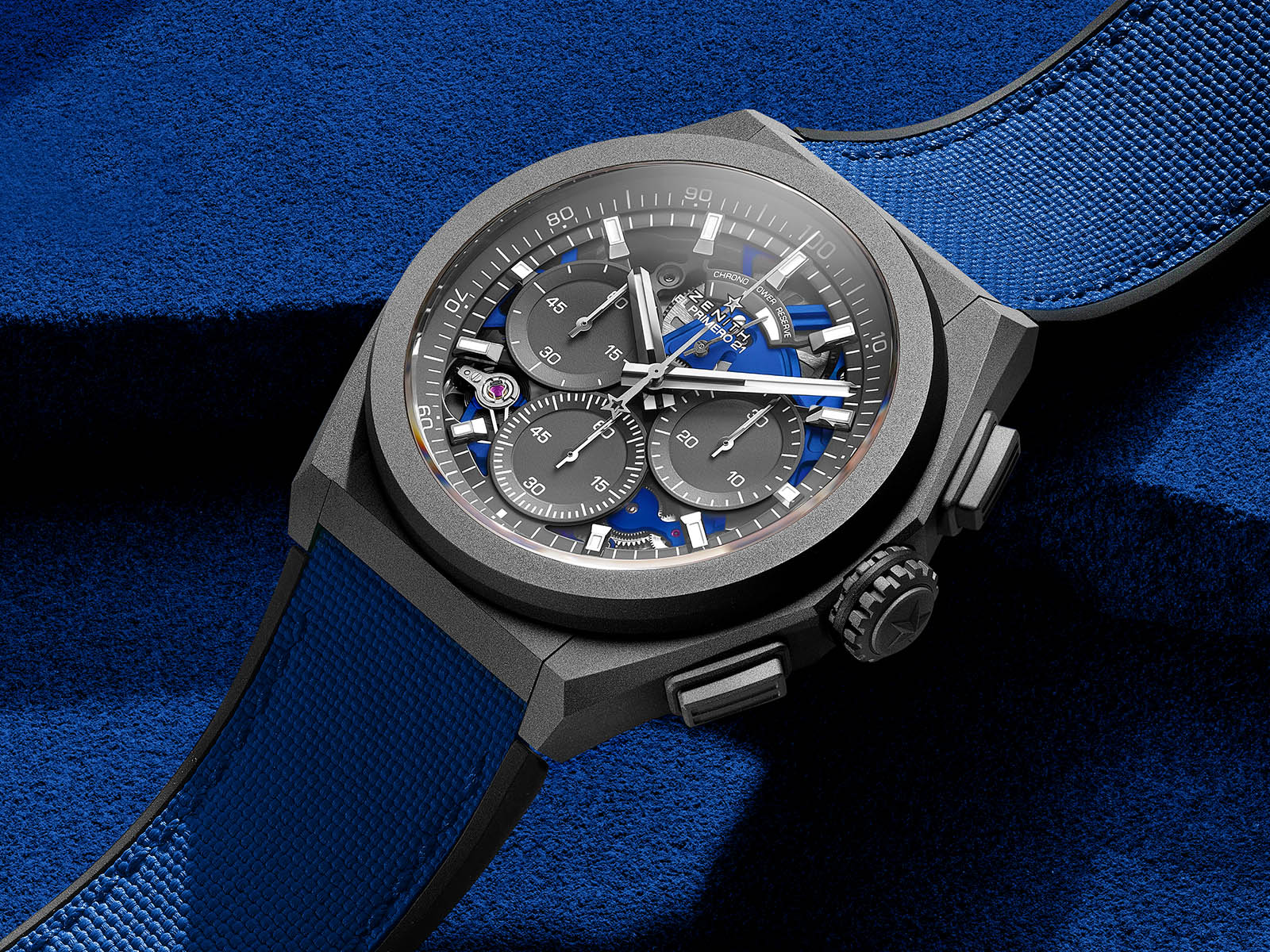 97-9001-9004-81-r946-zenith-defy-21-ultrablue-2.jpg