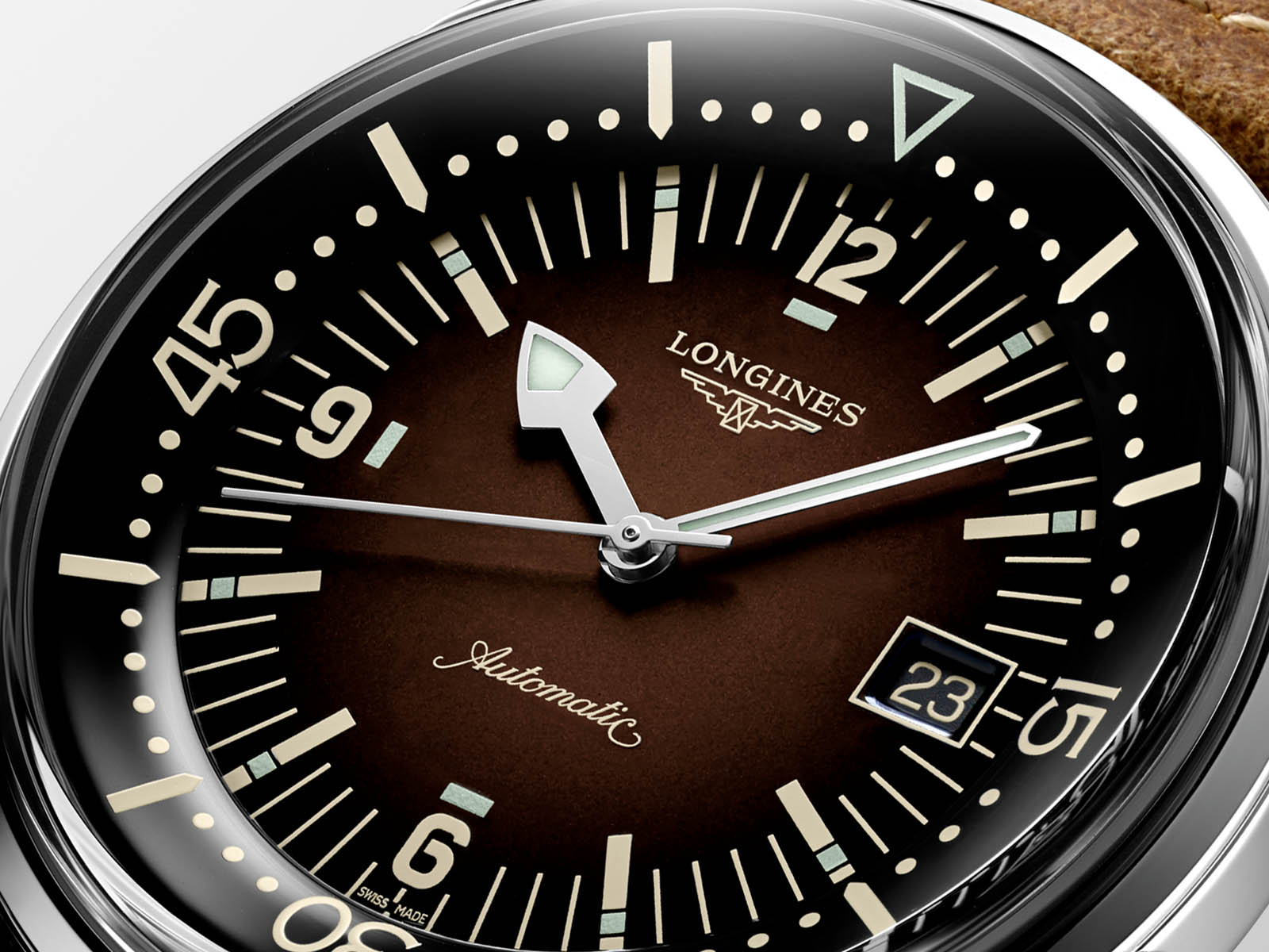 l3-774-4-60-2-longines-legend-diver-new-dial-colors-2.jpg