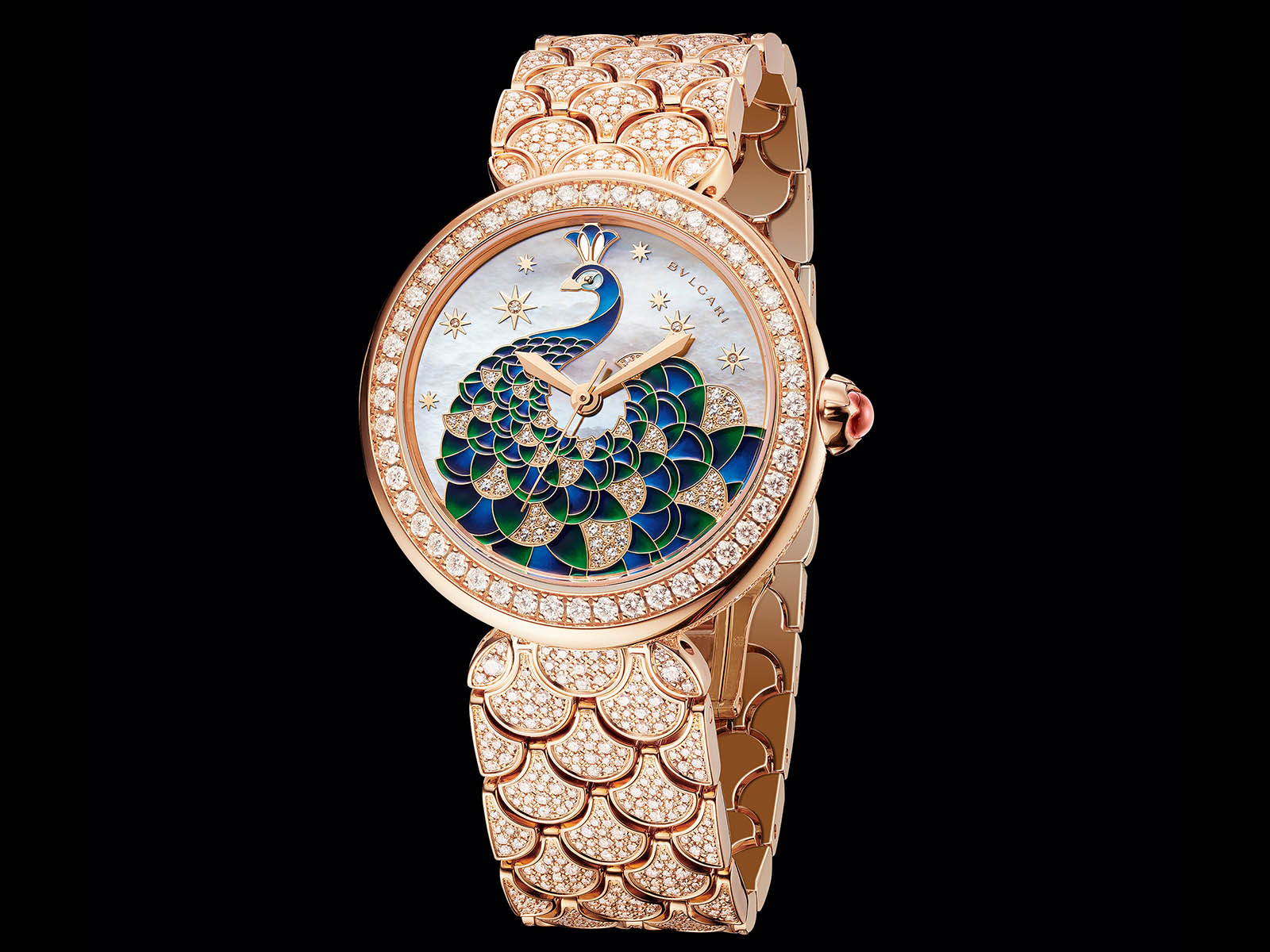 hublot-divas-dream-peacock-diamonds-lvmh-2021-novelties-1.jpg