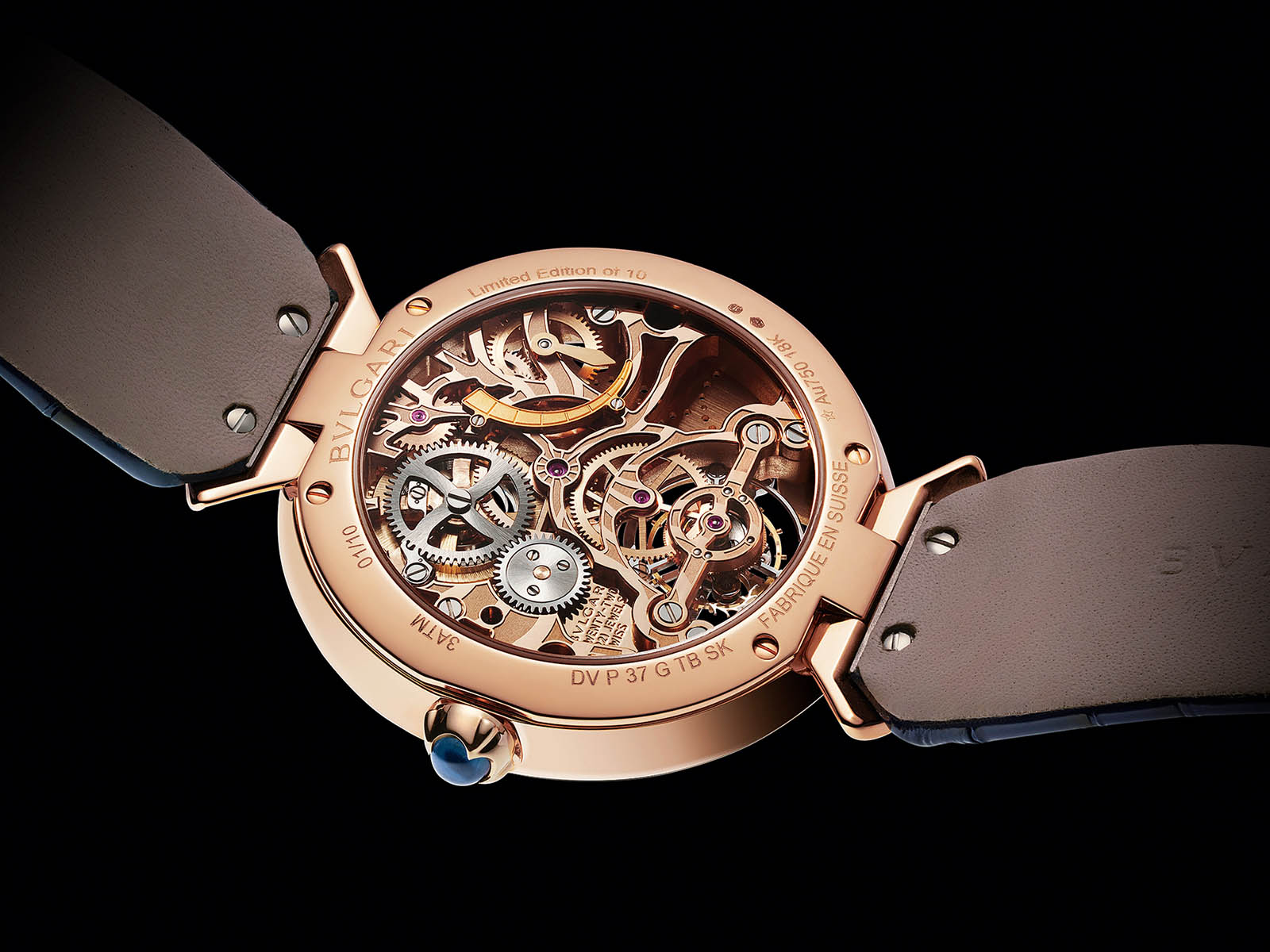 hublot-divas-dream-peacock-tourbillon-lumiere-lvmh-2021-novelties-2.jpg